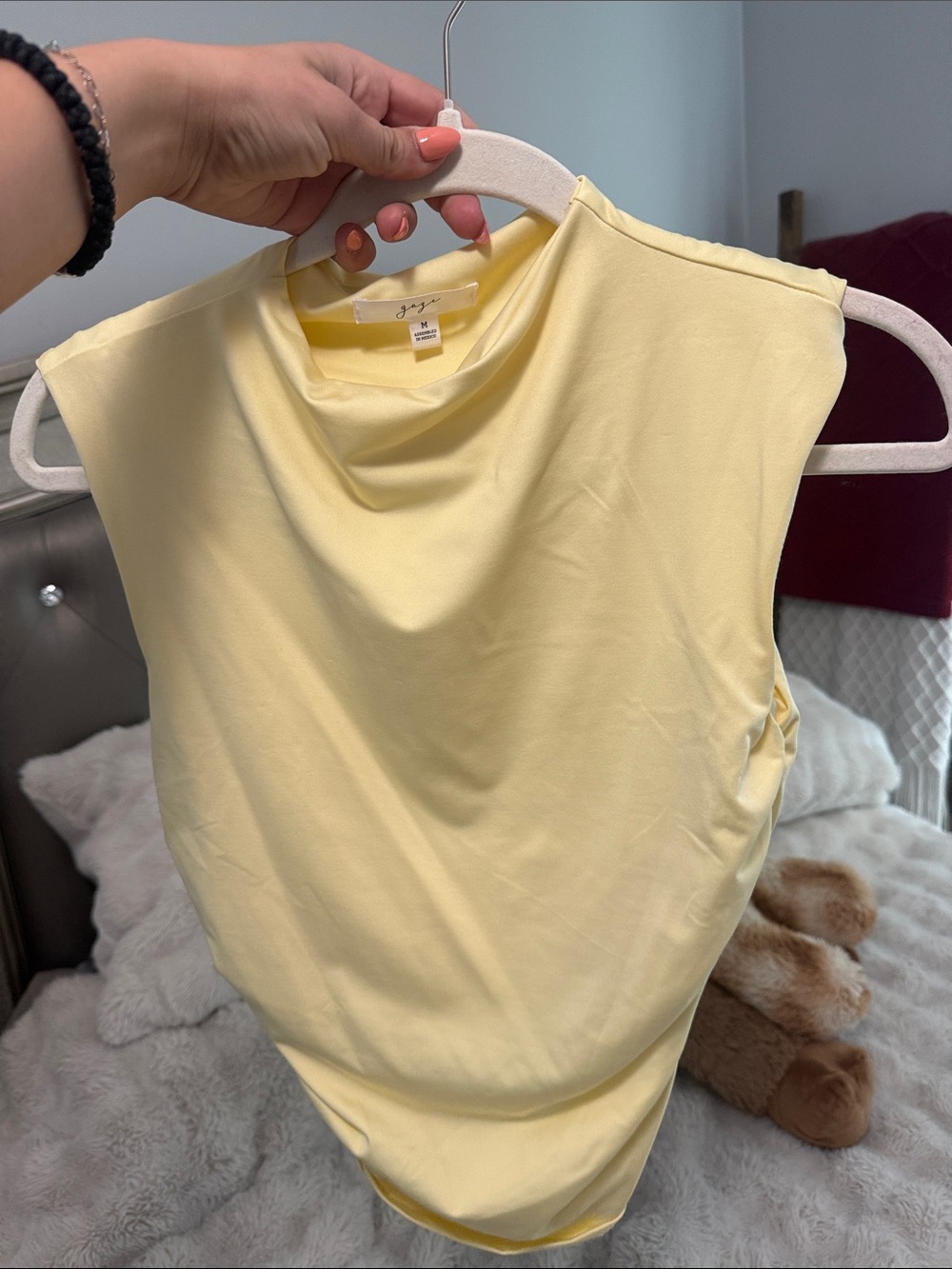 Mock Neck Sleeveless Tank Top in Pale Yellow